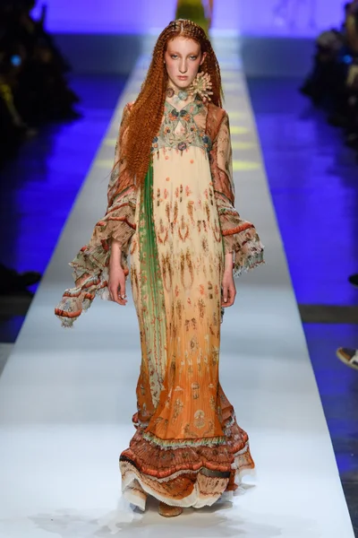 Look 43